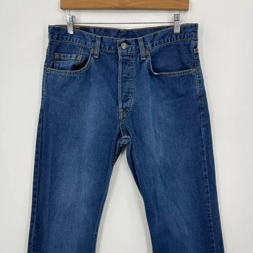 Levi's Jeans Men's Size 33 Blue 520‎ Bootcut Button Fly Medium Wash Vtg 90s